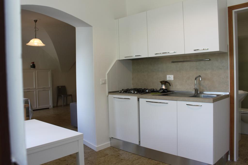 Studio Zu - Lakeside Apartment Riva di Solto Ngoại thất bức ảnh