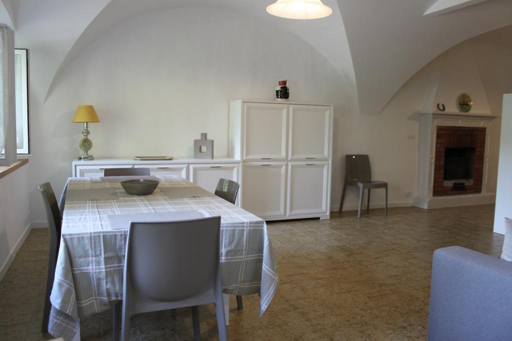 Studio Zu - Lakeside Apartment Riva di Solto Ngoại thất bức ảnh